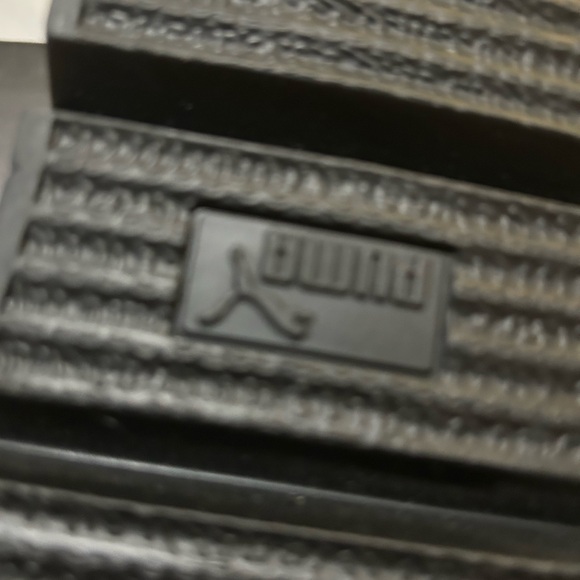 Fenty puma, pointy, creepers, black patent leather new inbox size 8 - Picture 9 of 11